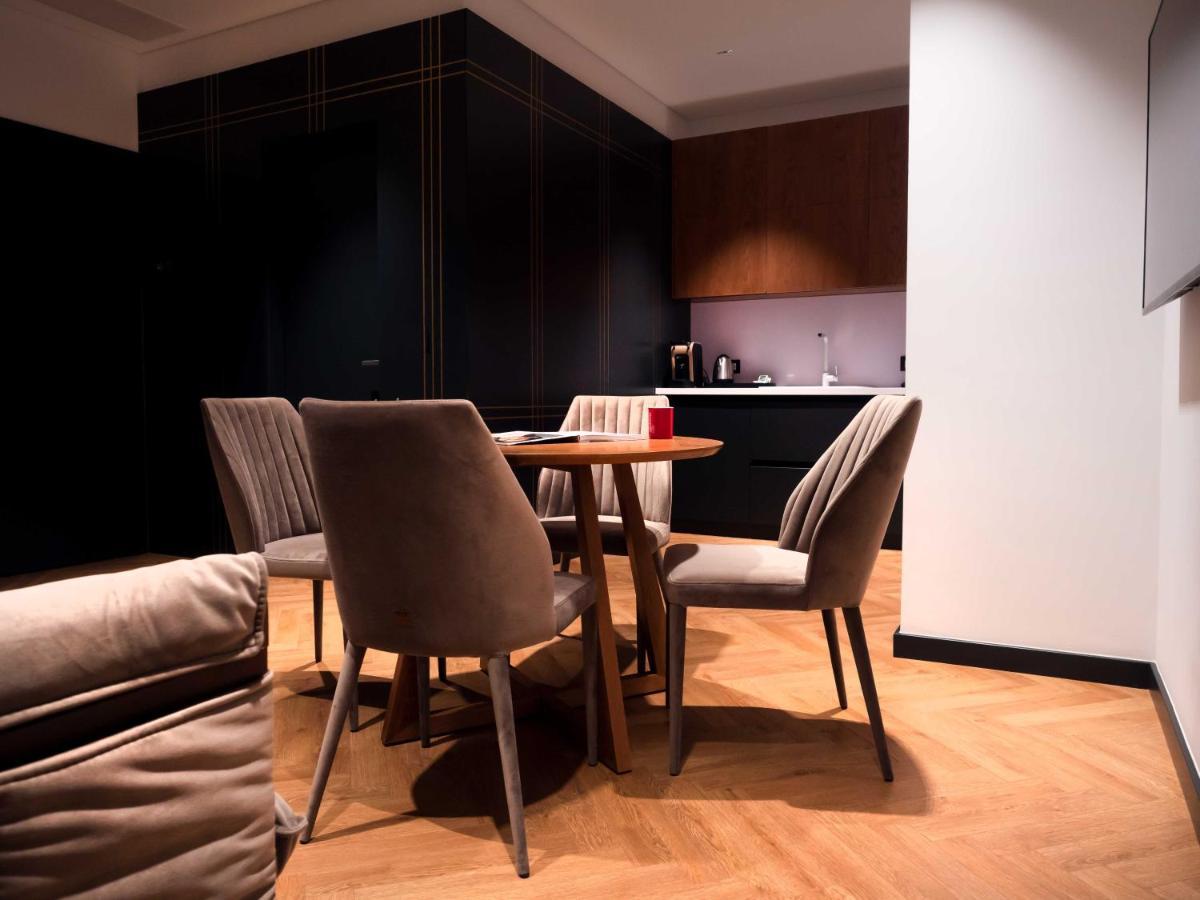 Moncafe Boutique Hotel & Spa 地拉那 外观 照片
