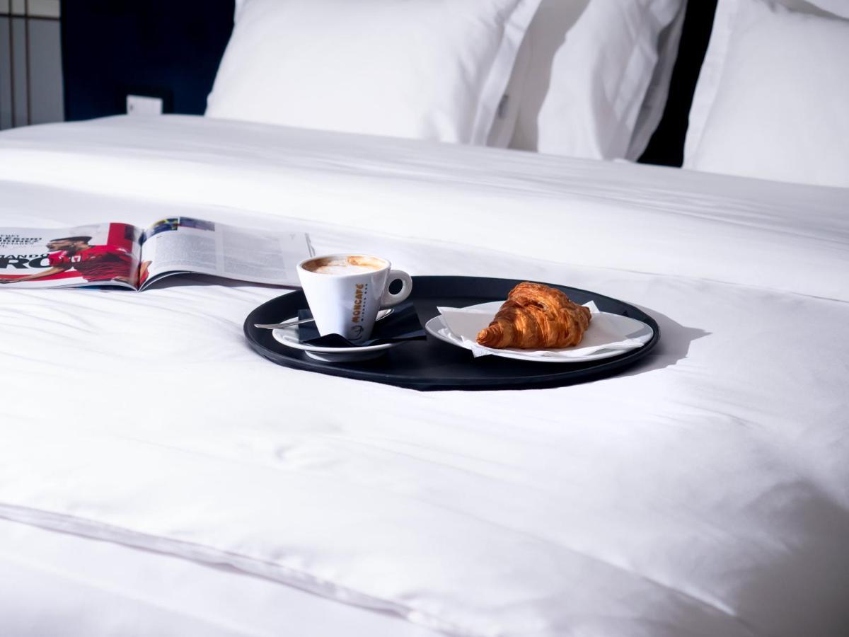 Moncafe Boutique Hotel & Spa 地拉那 外观 照片