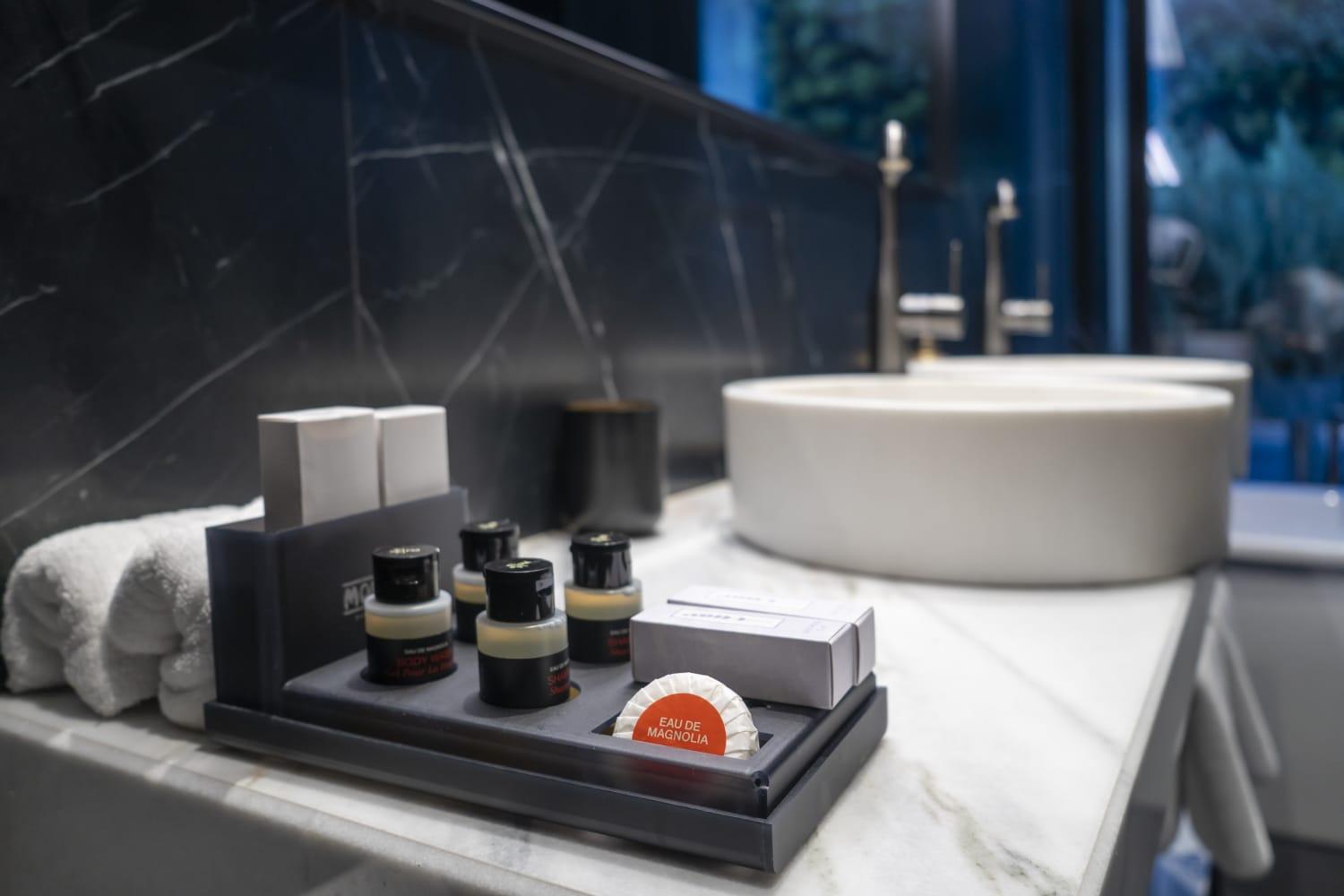 Moncafe Boutique Hotel & Spa 地拉那 外观 照片