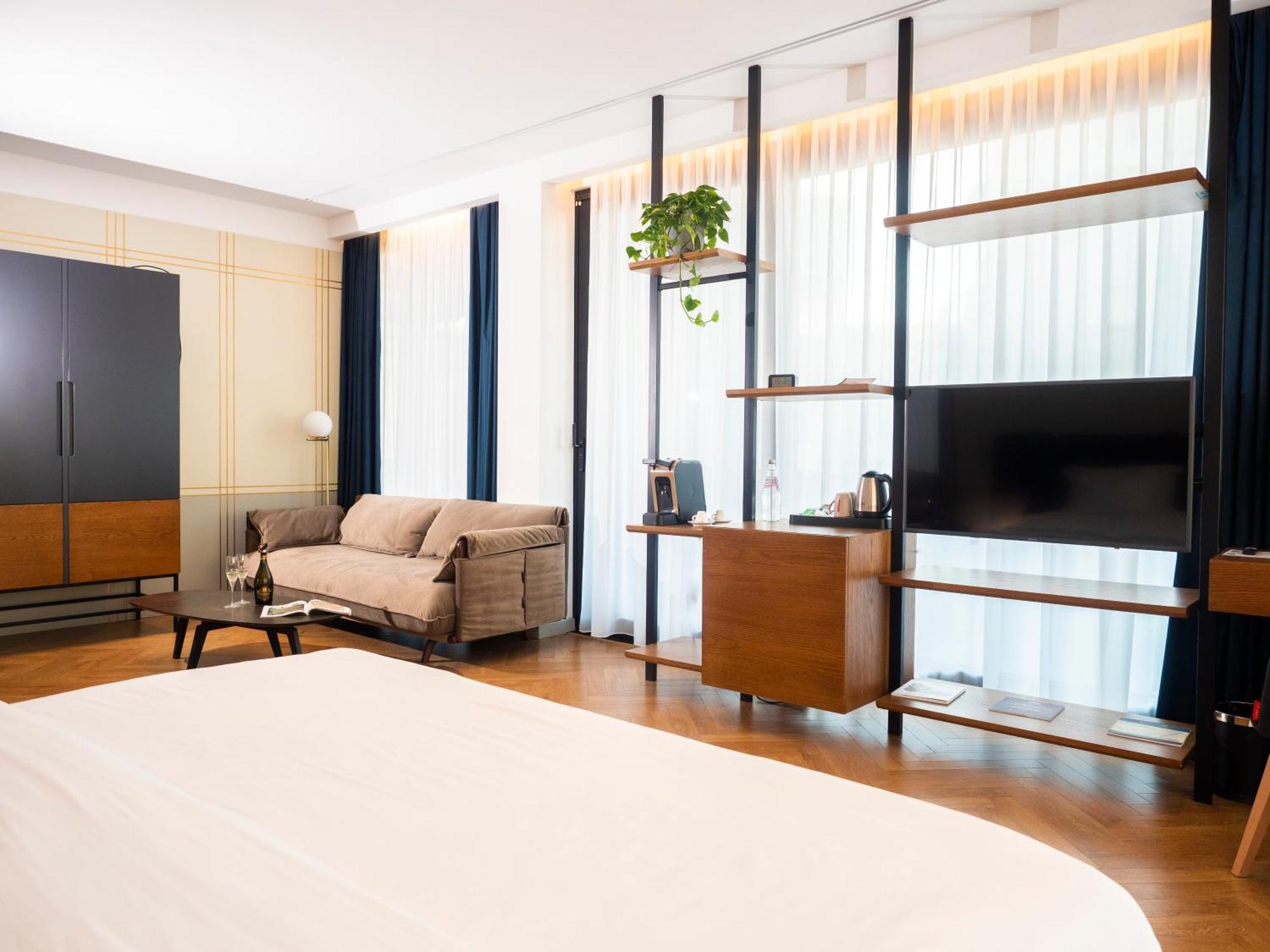 Moncafe Boutique Hotel & Spa 地拉那 外观 照片