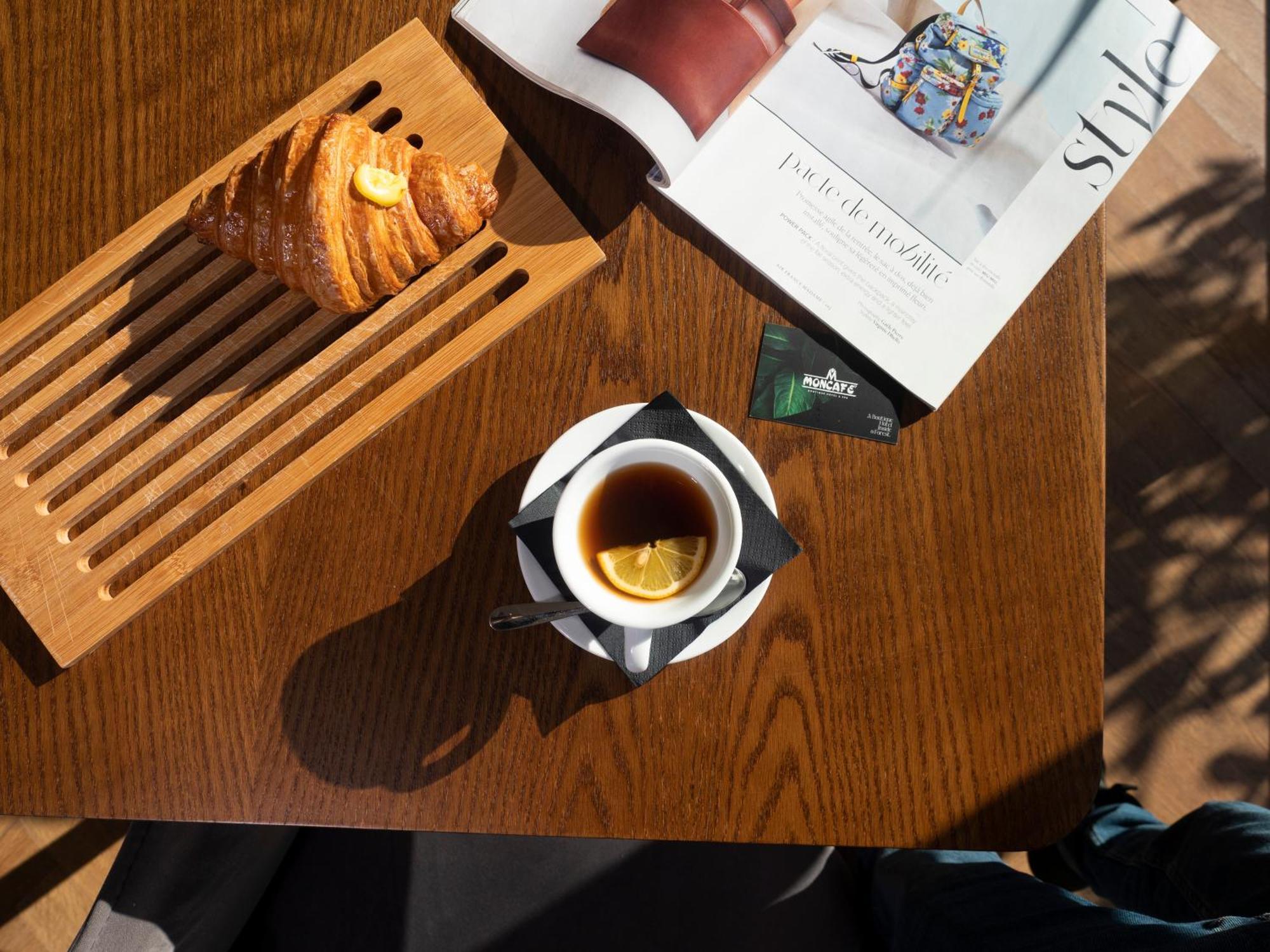 Moncafe Boutique Hotel & Spa 地拉那 外观 照片